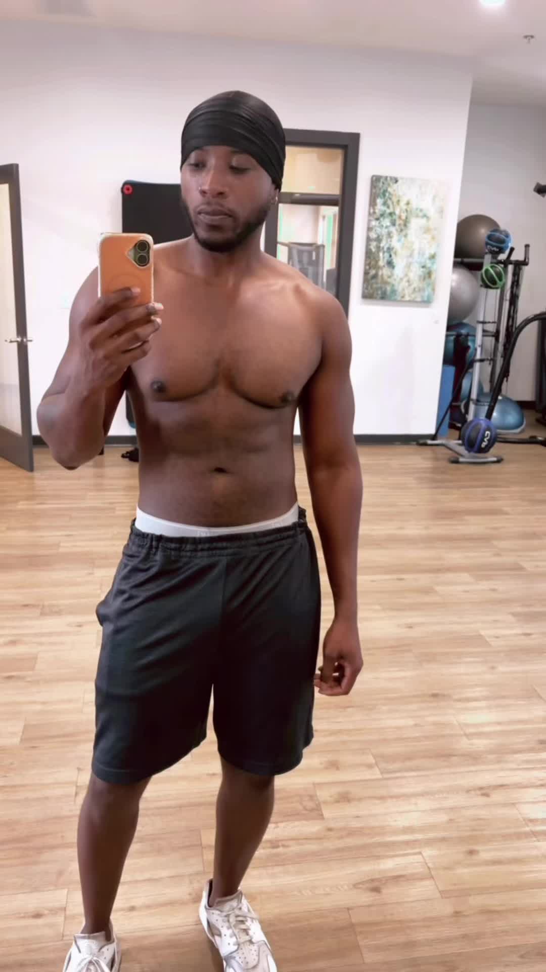 @WOKE BAE ❤️💪🏾