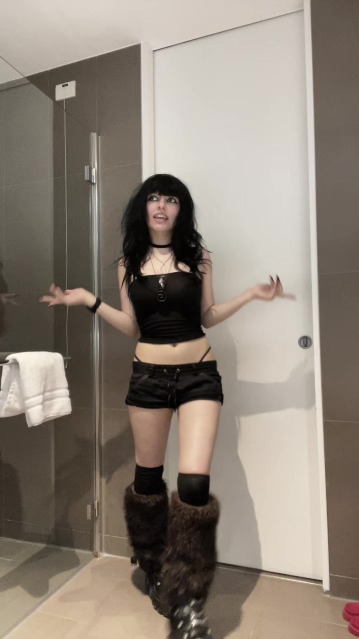 @🪻🦕Leela🦕🪻