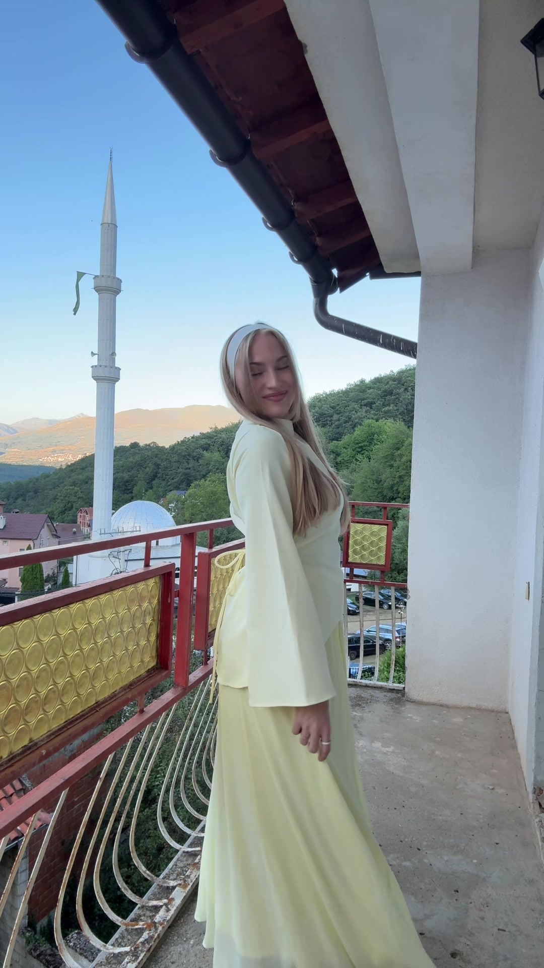 @Isabella