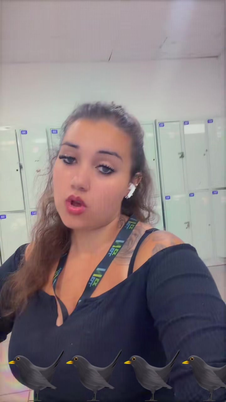 @B.B