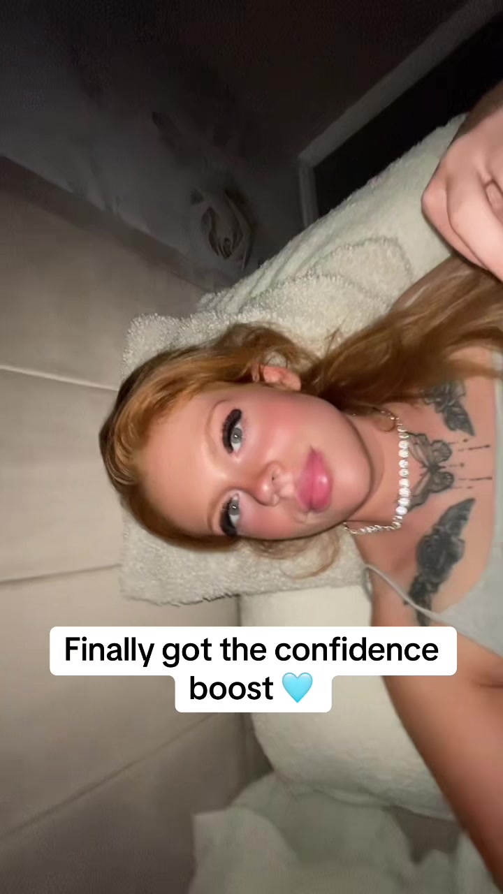 @April Louise