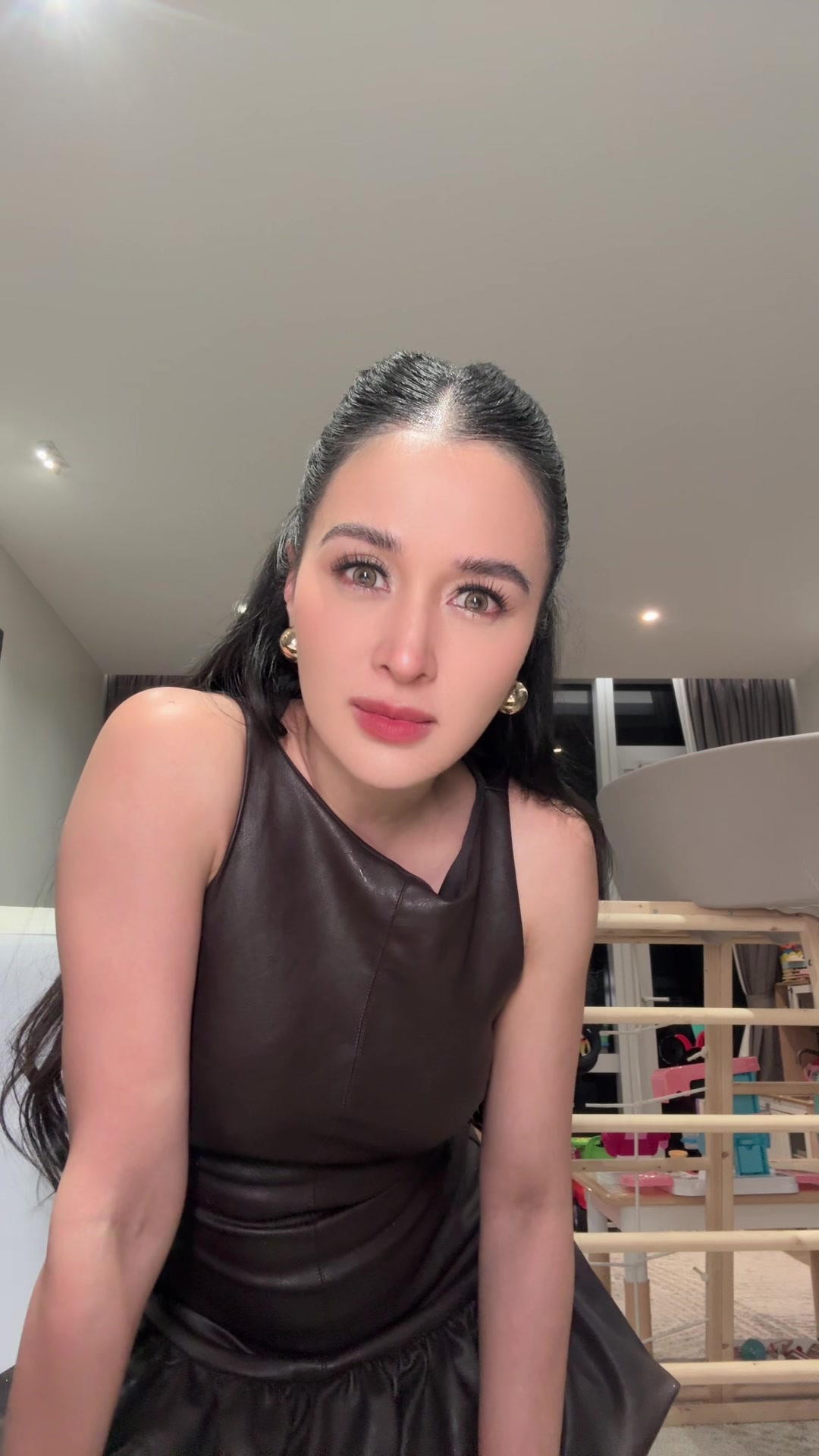 @Kris Bernal