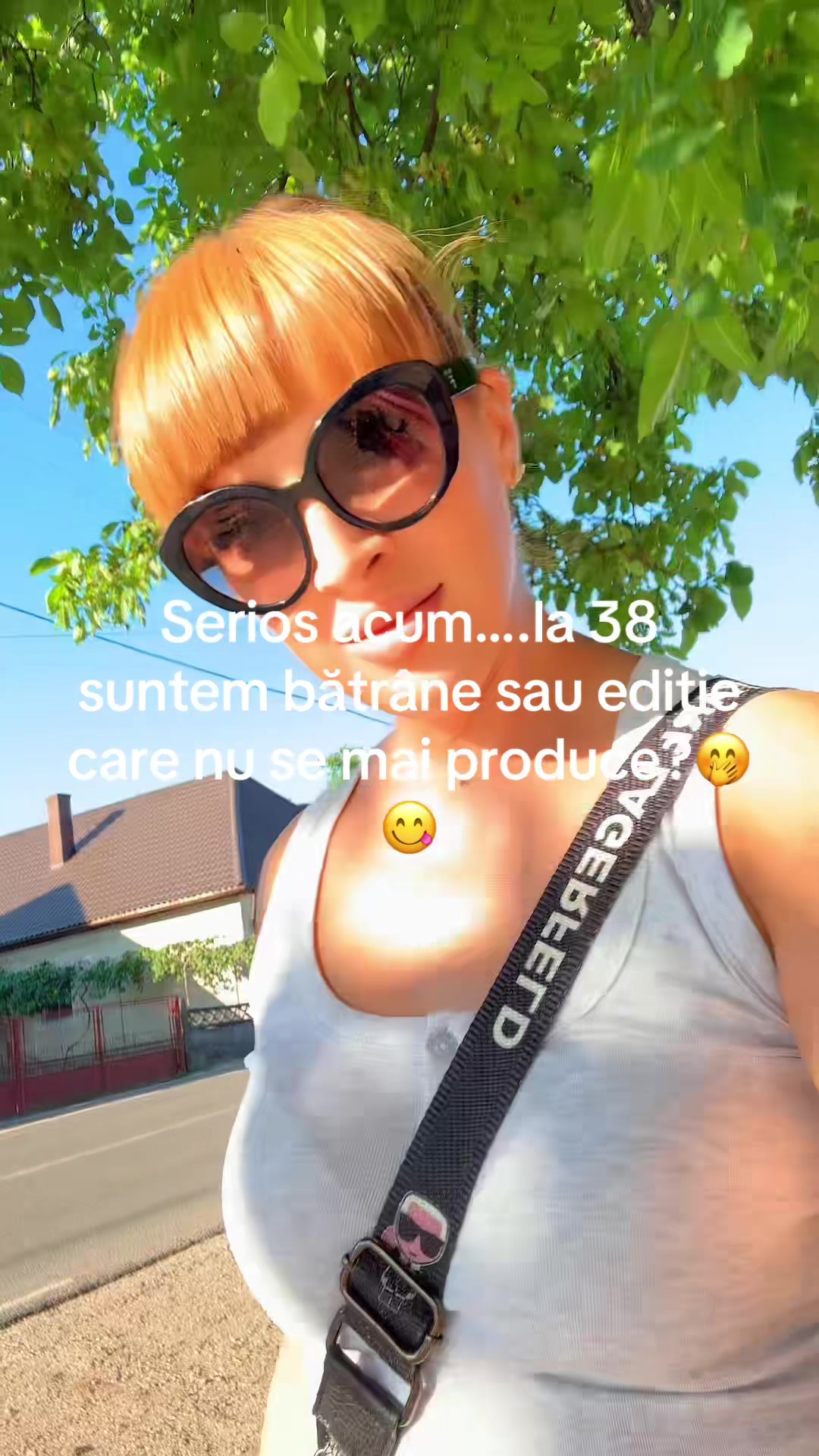 @Anda Oros