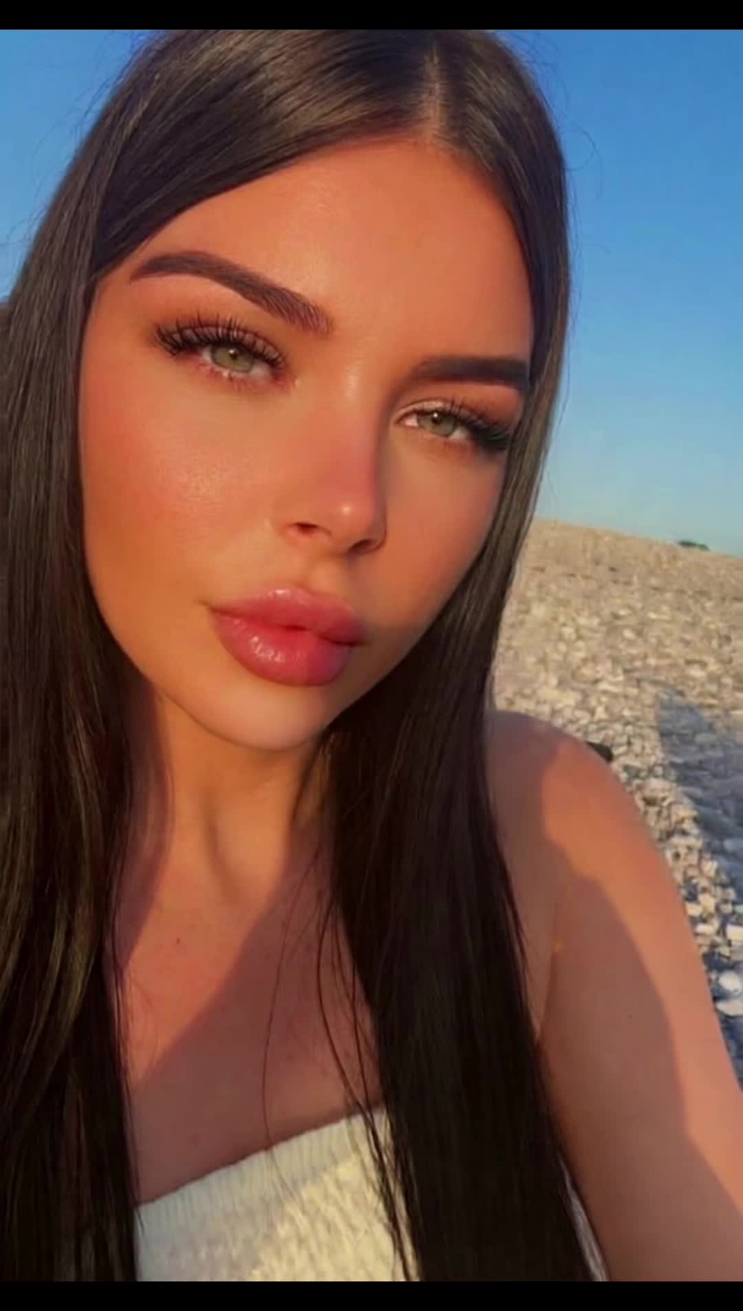 @xkaylouisex