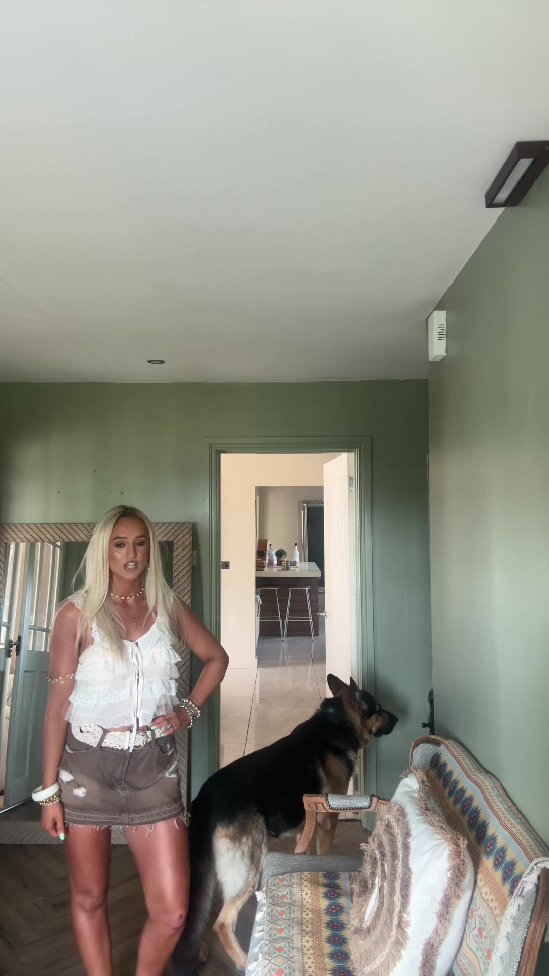 @Caitlín Kelly