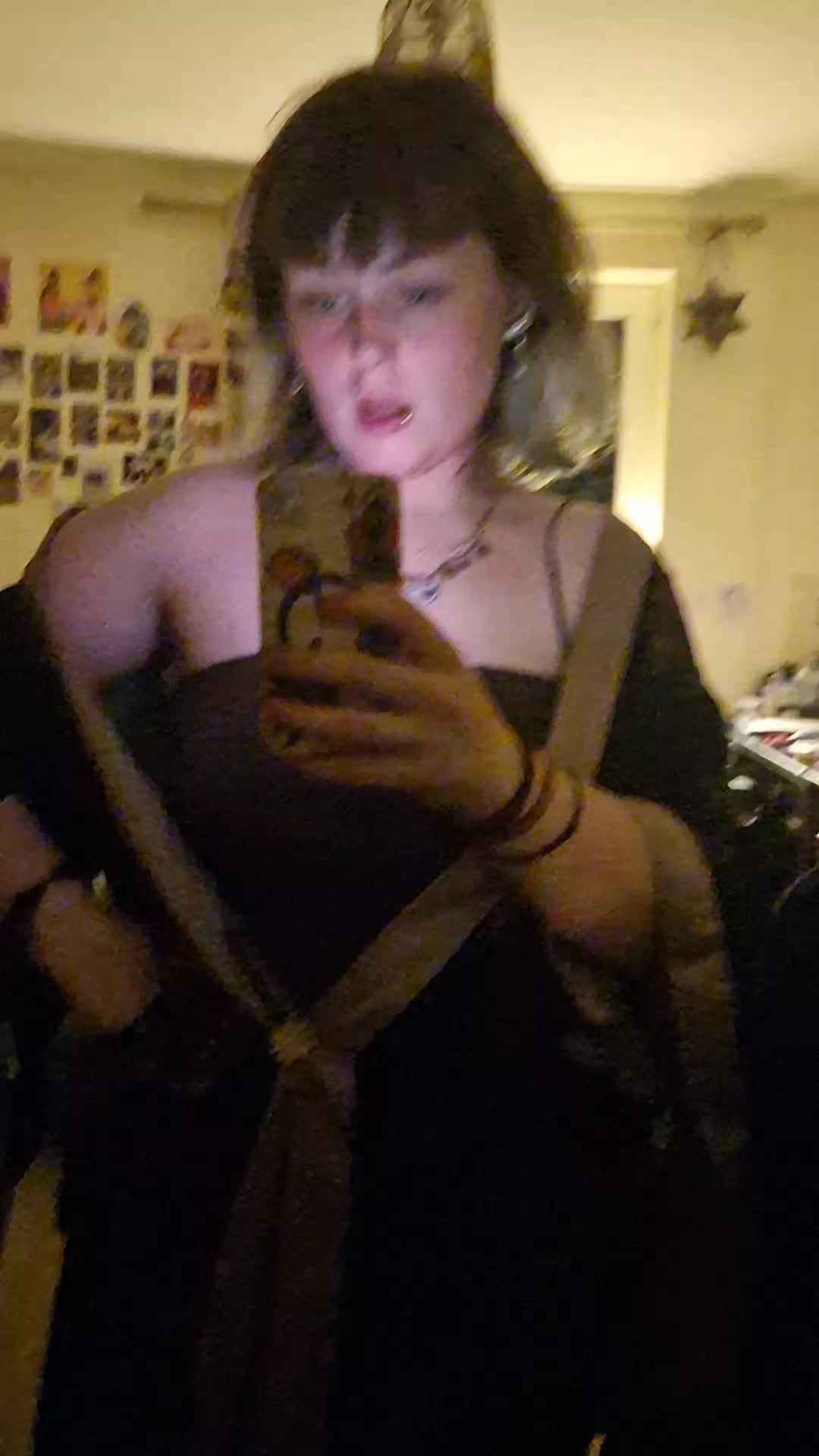 @Elinssart