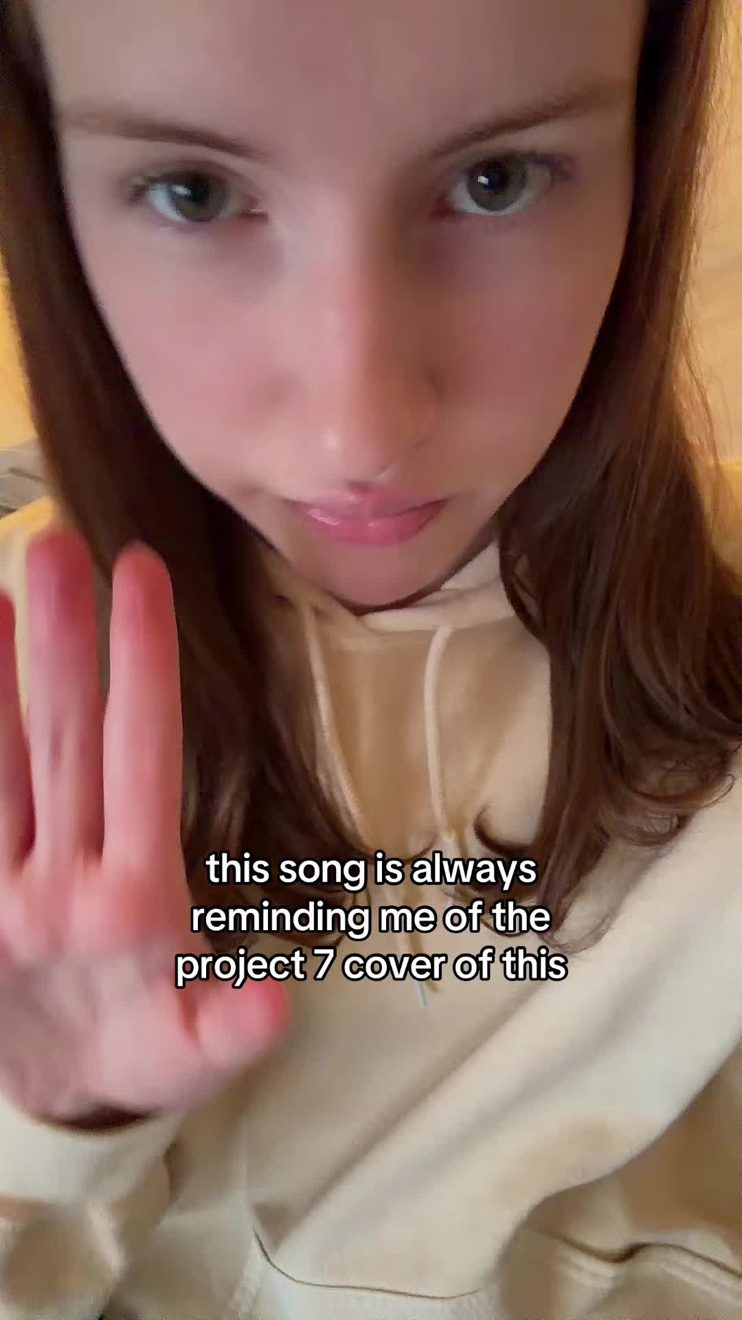 @chloe