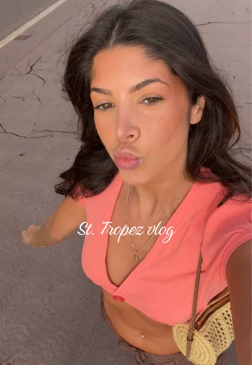 @DonaMaria.Mbassat