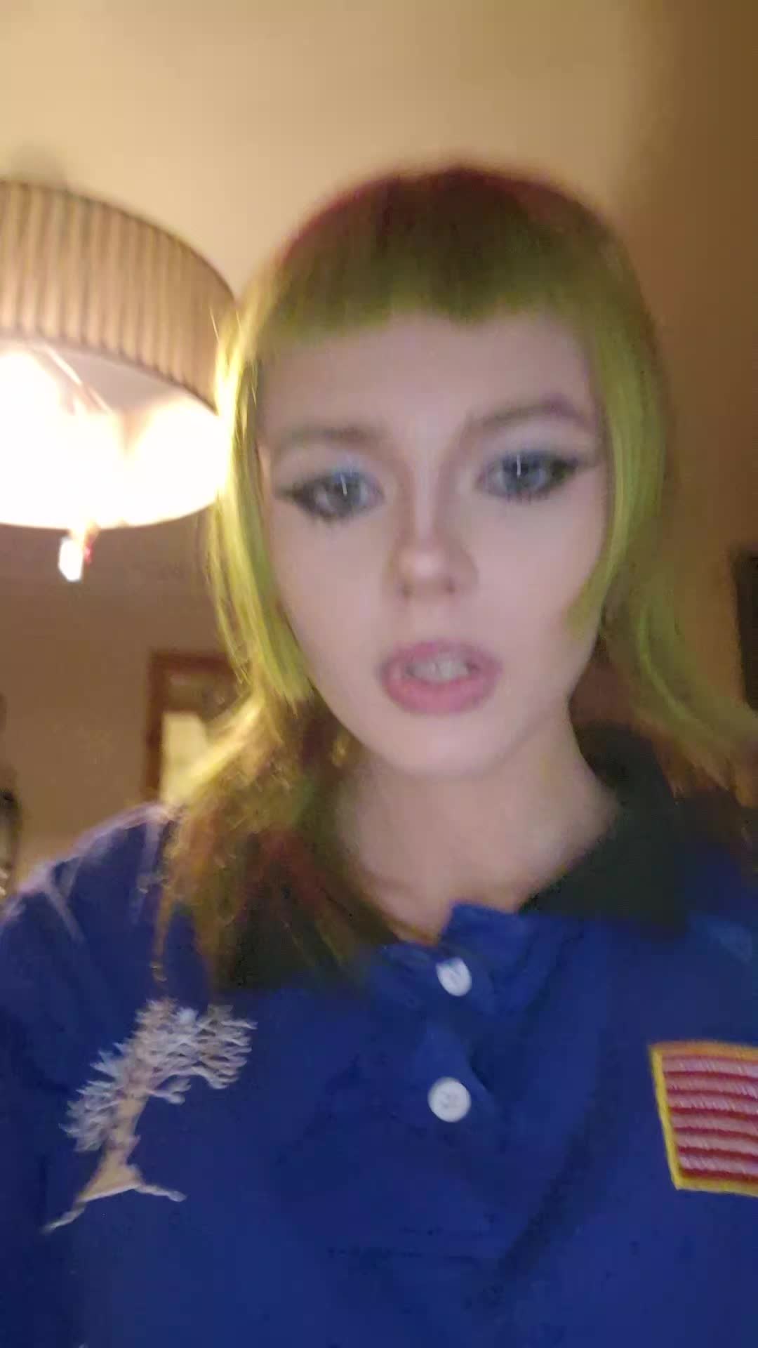 @𝔼𝕝𝕝𝕚𝕖