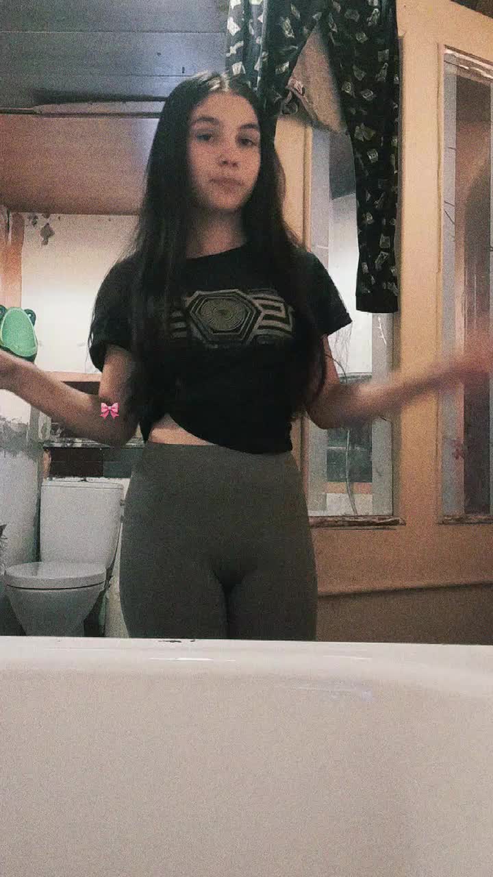 @(D)🌸❤️