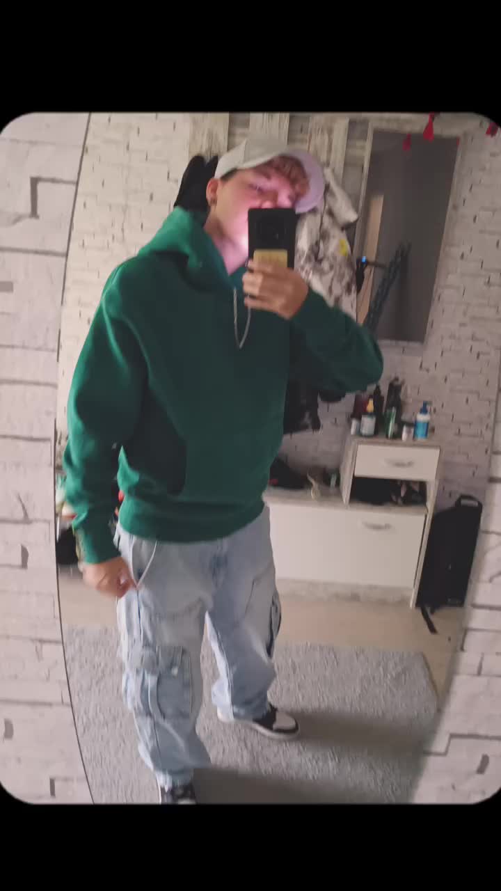 @Kingslowly