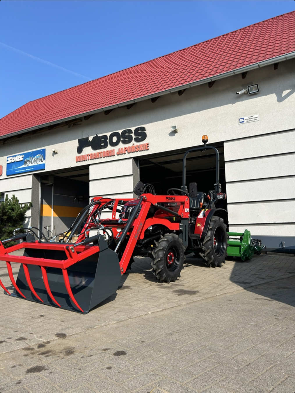 @BOSS SOLIS MINI-TRAKTORKI
