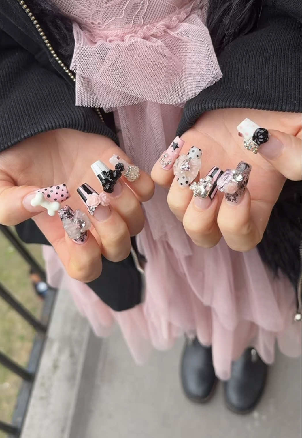 @starbabyworld