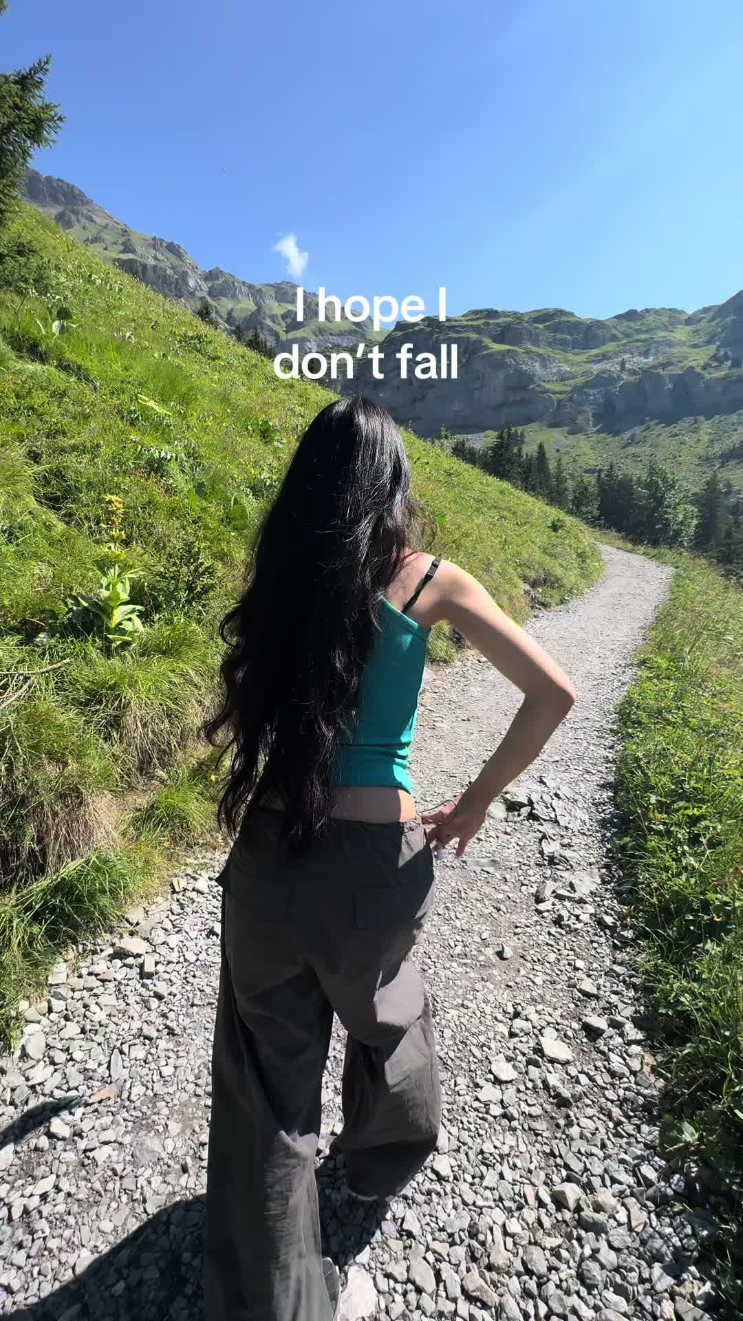 @annadinh1997