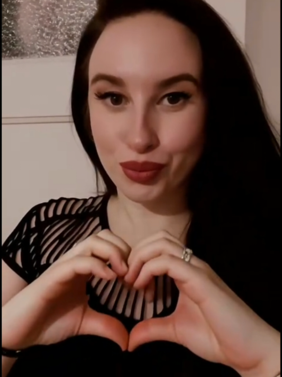 @Chrissy Hase