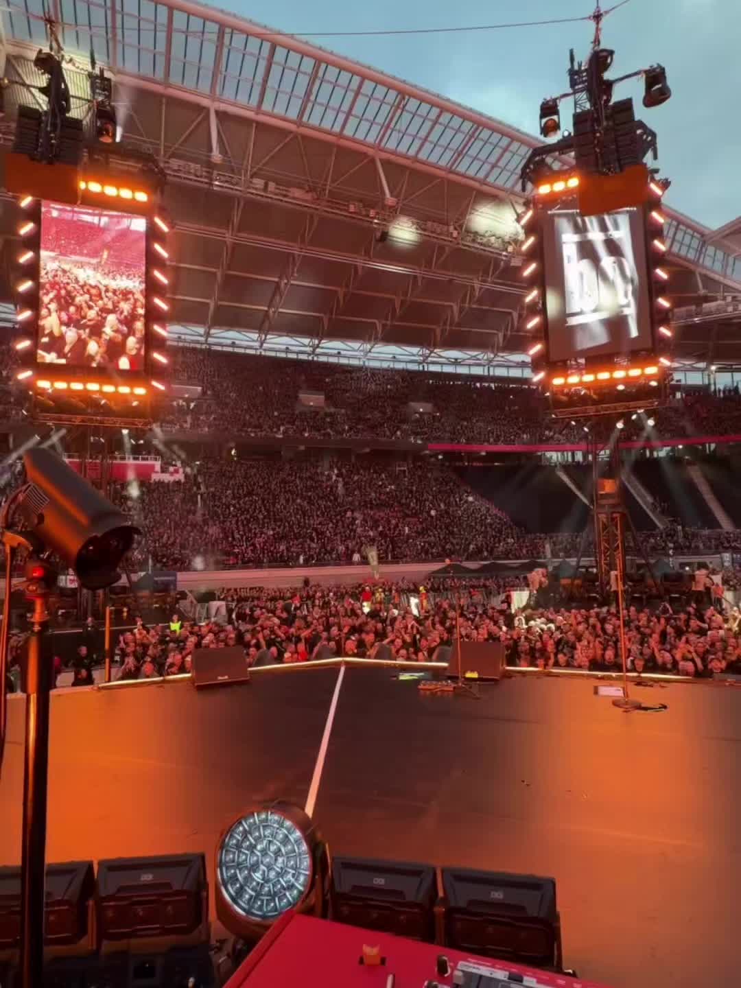 @𝐁&Ouml;𝐇𝐒𝐄 𝐎𝐍𝐊𝐄𝐋𝐙