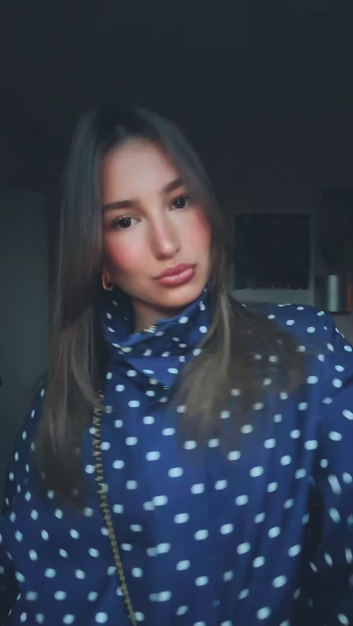 @ines 🍒🍒