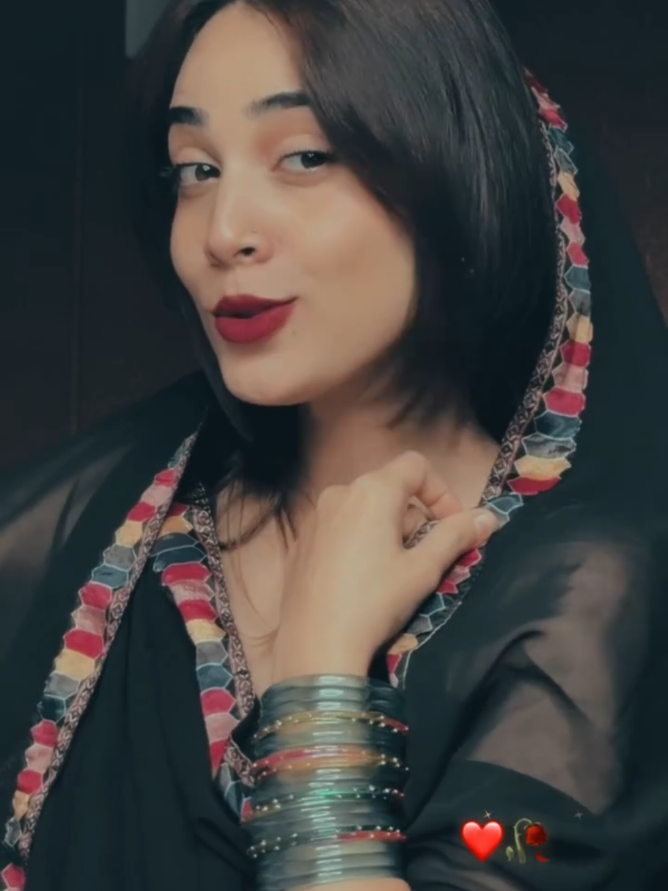 @ItsReenaKhan 🔥 👑