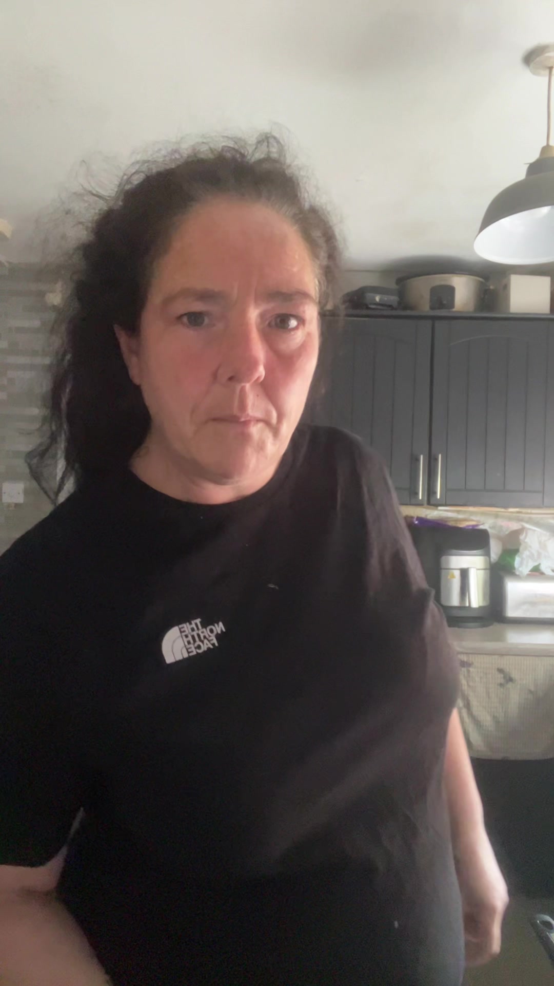 @xxx Lisa proud mother of 7 xx