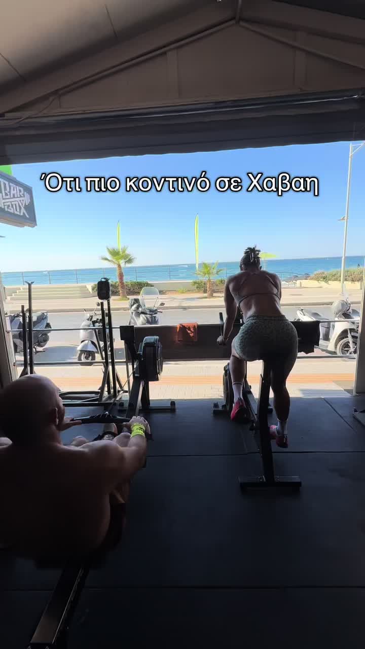 @ioanna_dav