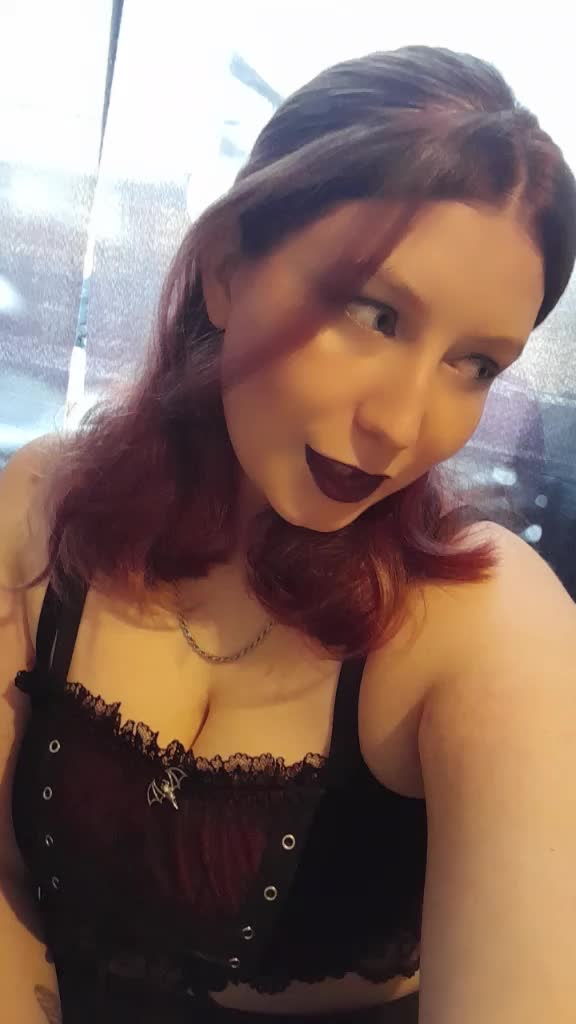 @❤️🖤HisGoth🖤❤️