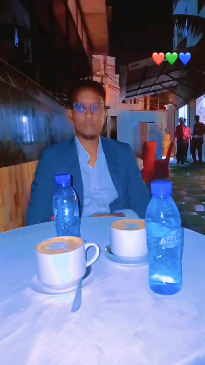 @LIIB&Agrave;AN Ali