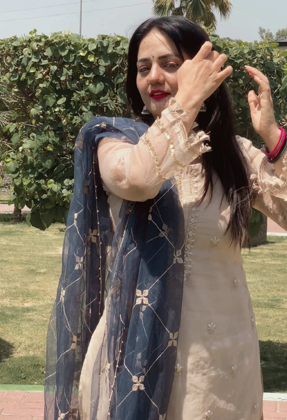 @KIRAN ZUBAIR KIYANI