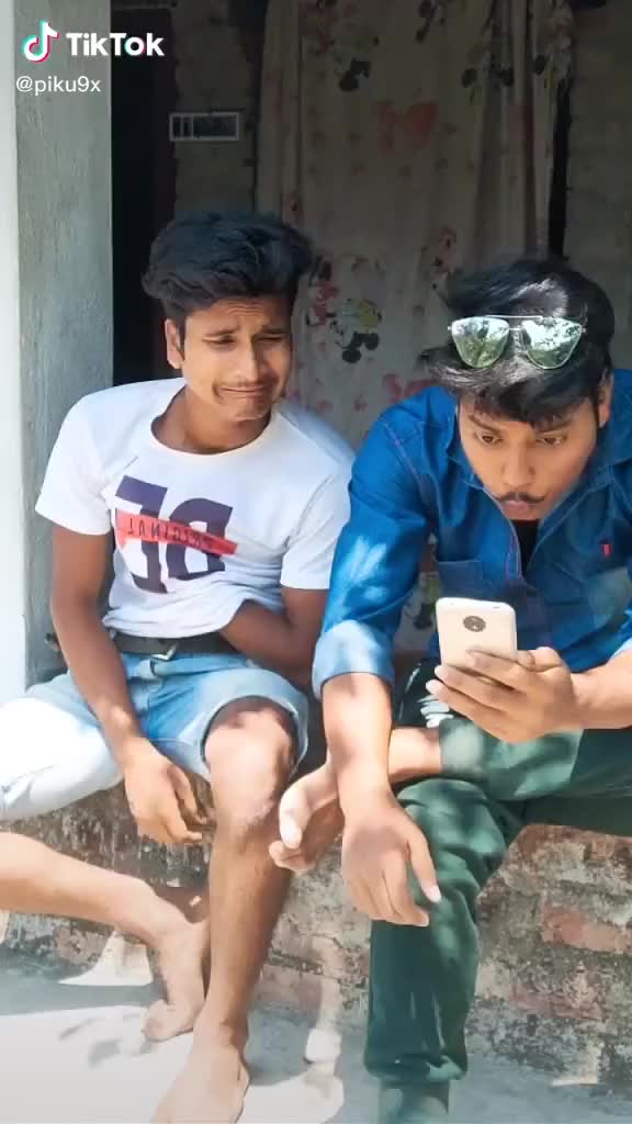 @Black rup ₹_