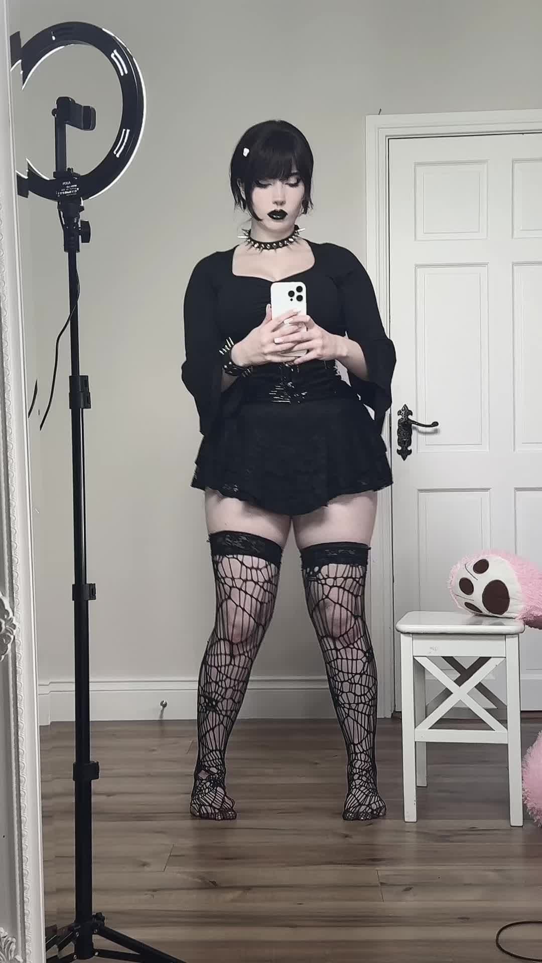 @cutiegothxo
