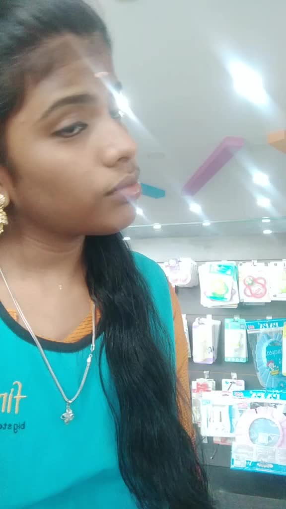 @Lovely aarthi😍