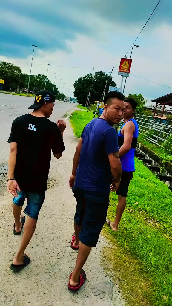 @dharamrajtharu4
