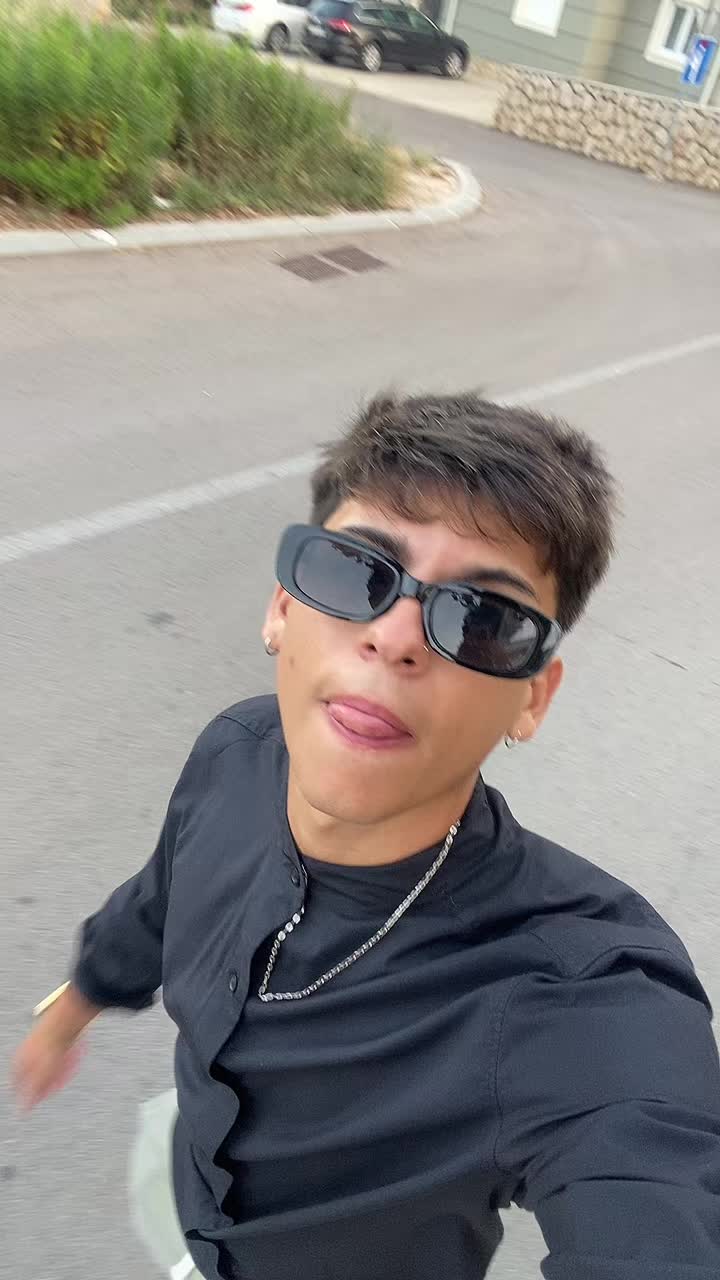 @Alexander Ruarte