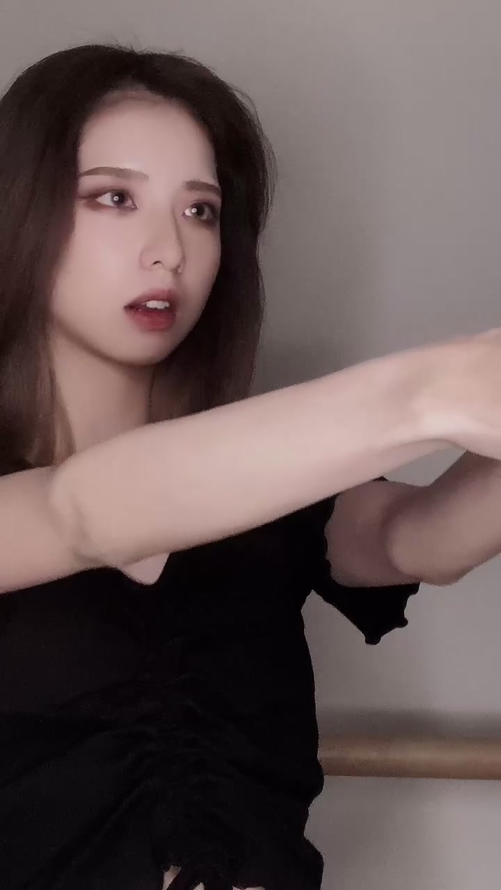 @茉莉愛🥀🐾 -Maria-