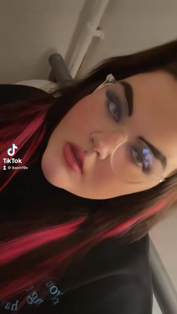 @Em