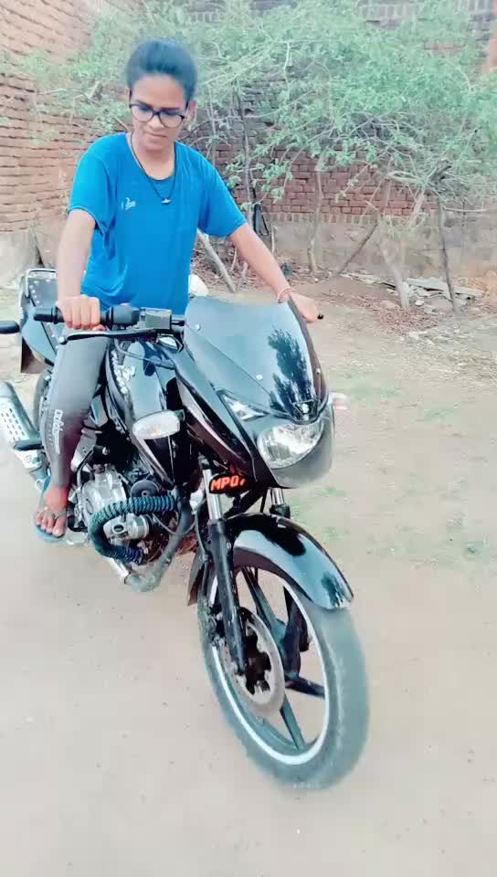 @arti lodhi