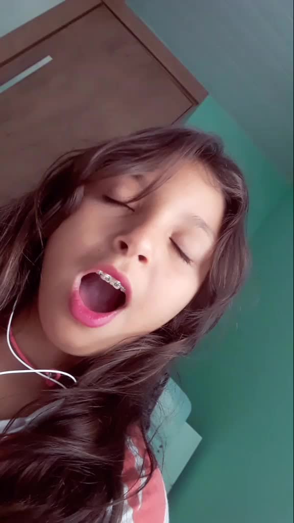 @Vit&oacute;ria Cristina535