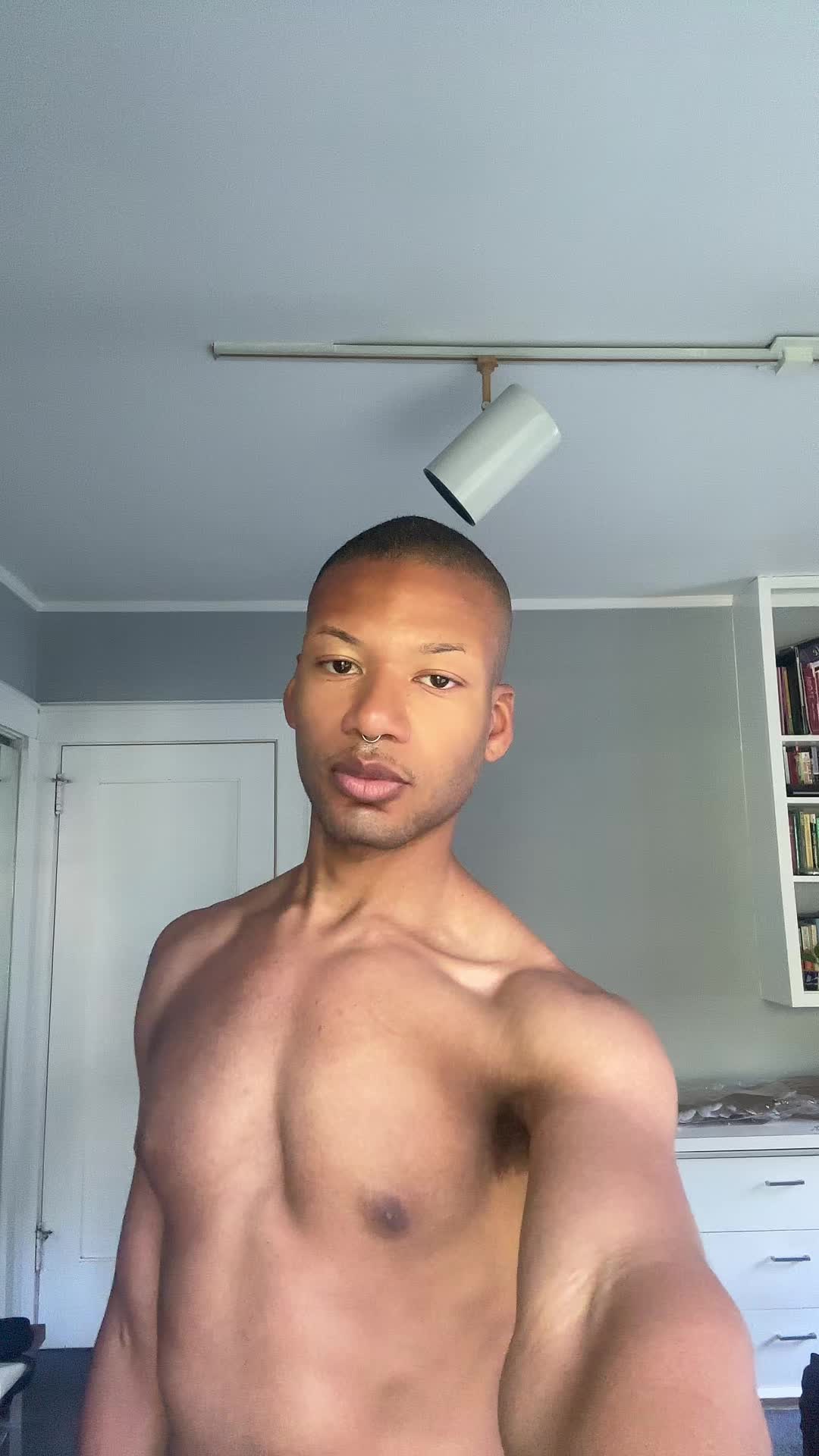 @Prettimasculine97