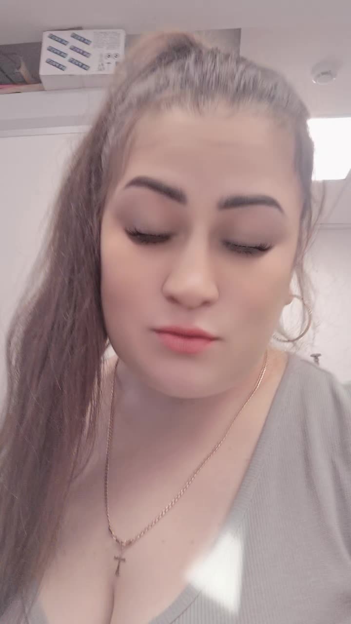 @Victorița