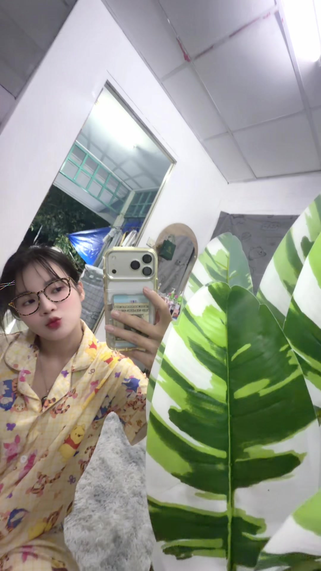 @แพรวา 2543