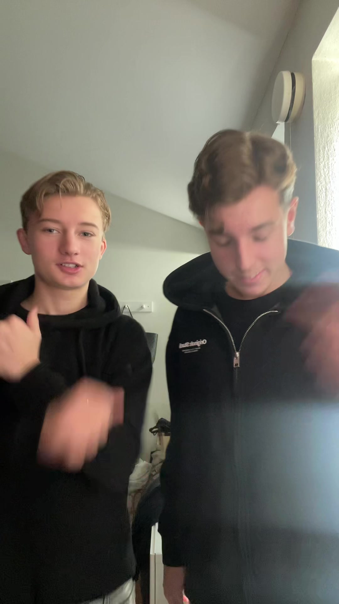 @&Eacute;lan duo