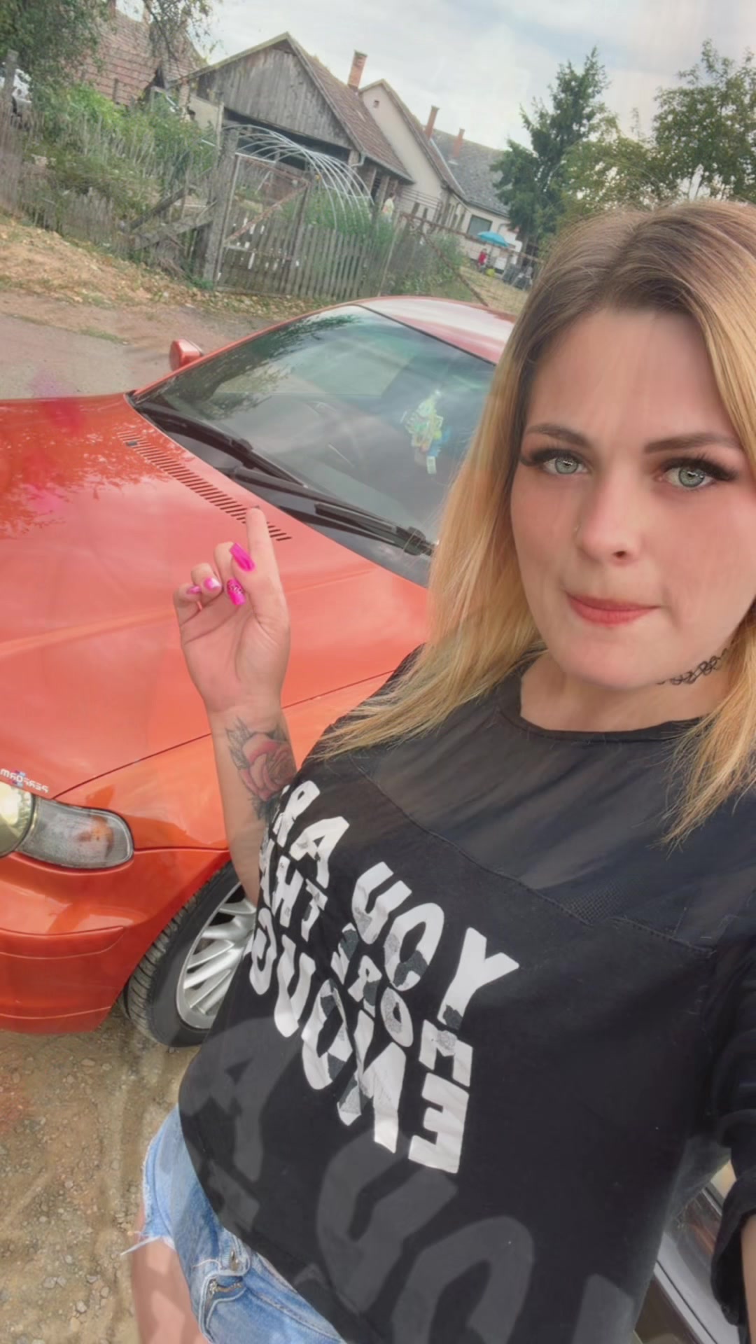 @Valentinaa98❤️💁♀️🤷♀️