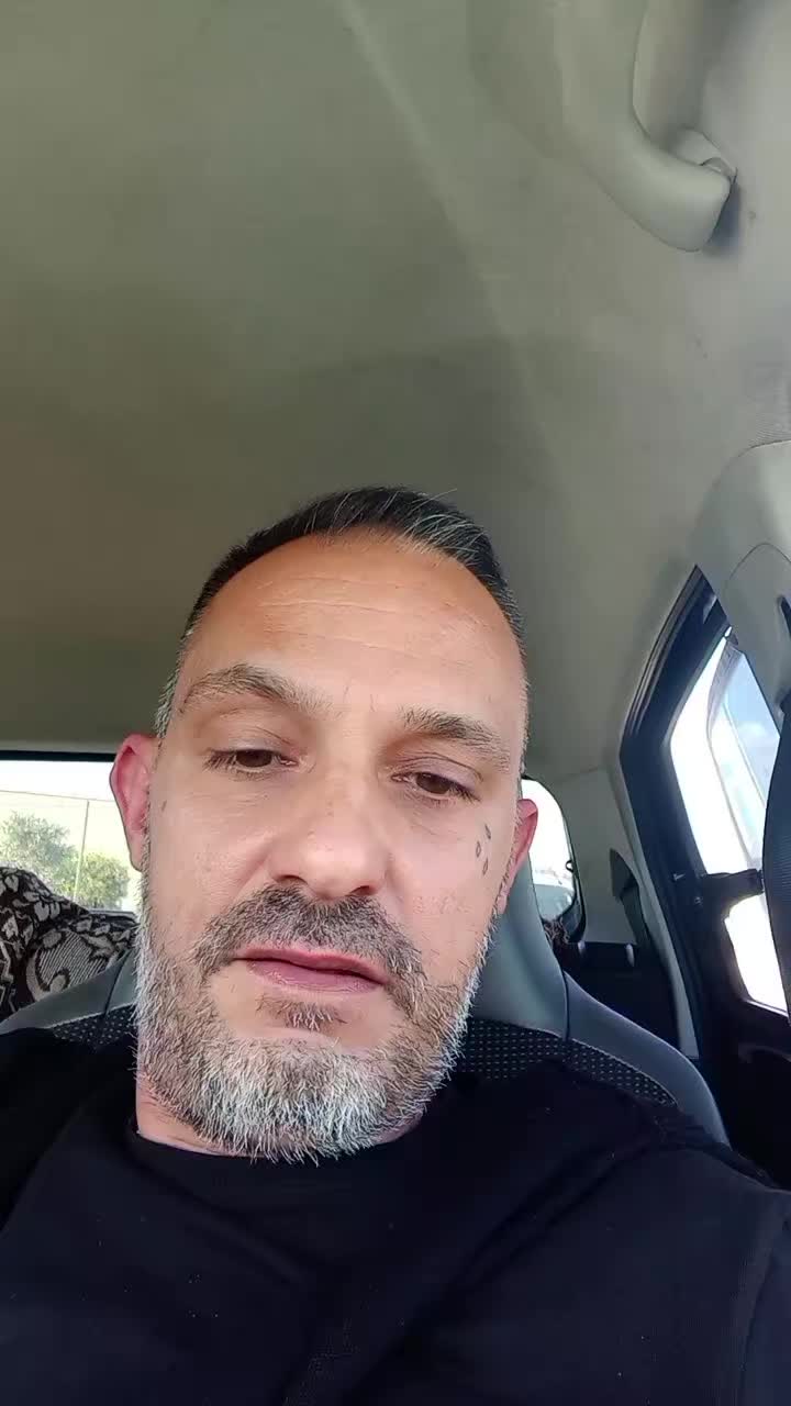 @Vitaliano Corasoniti