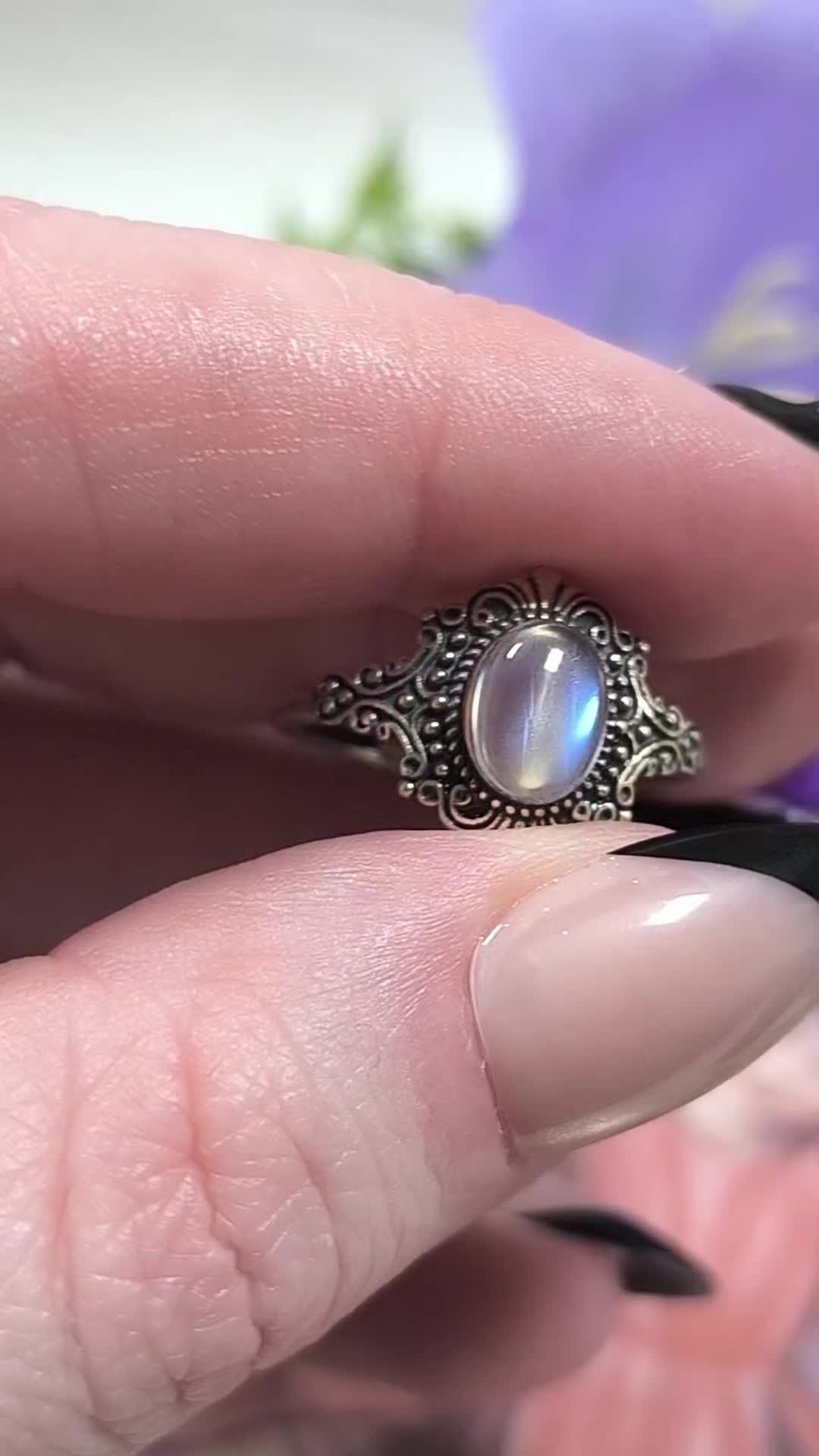 @maymooncrystals