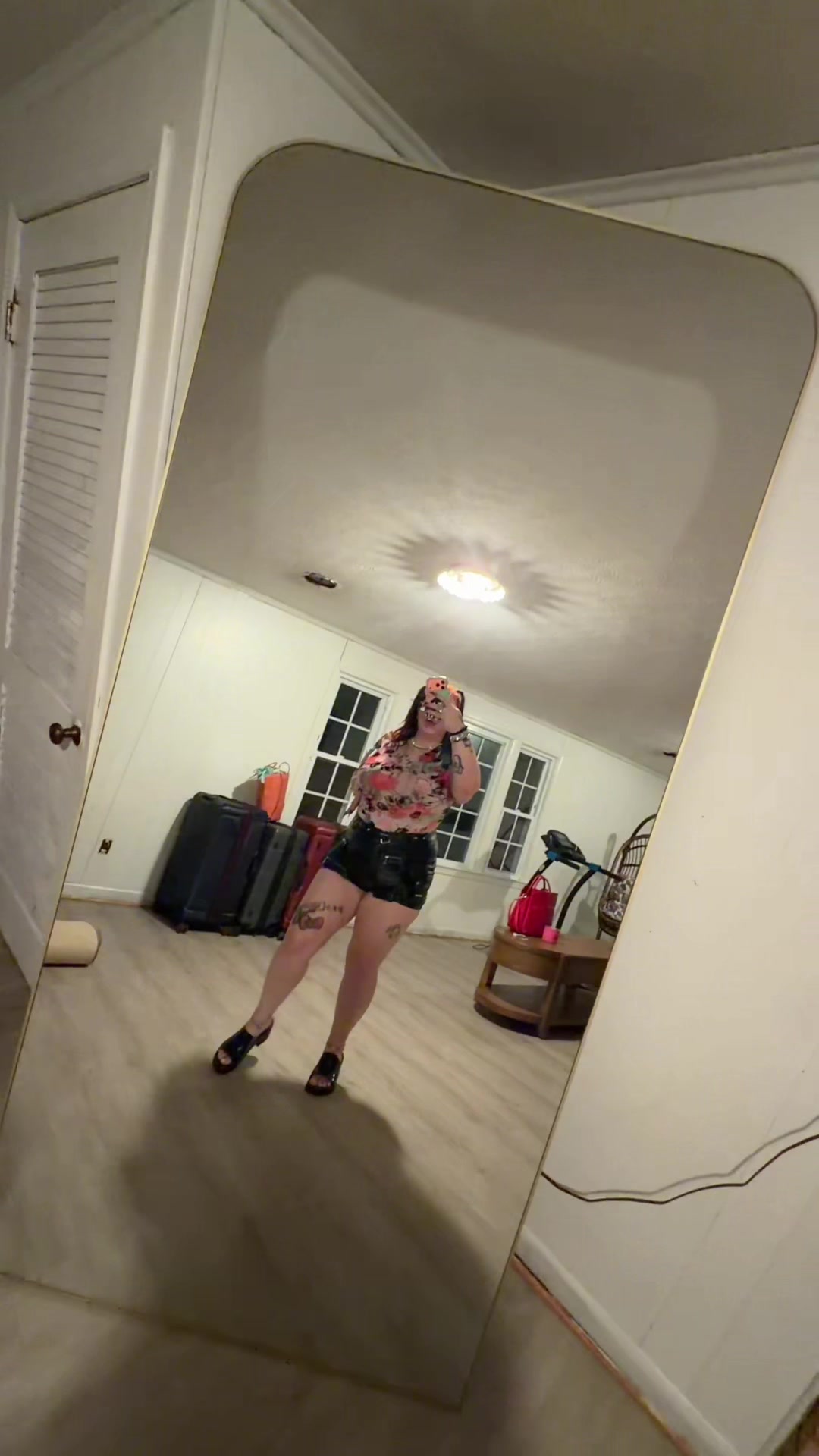 @1amberkush