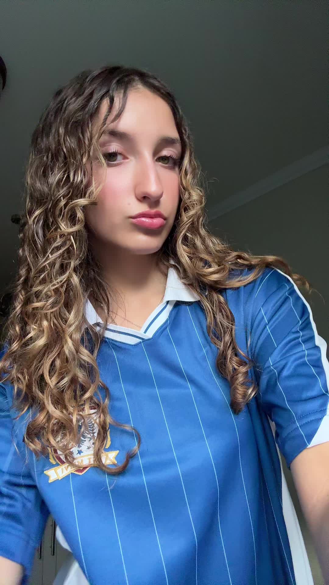 @aphroditi🇦🇱