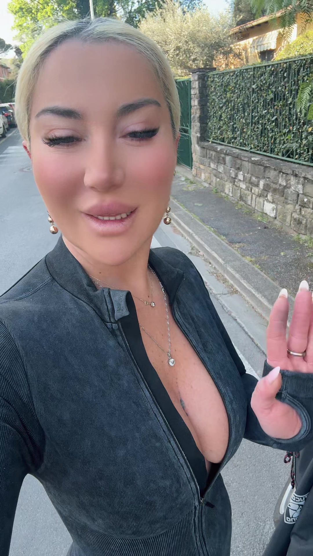@Ela _entela