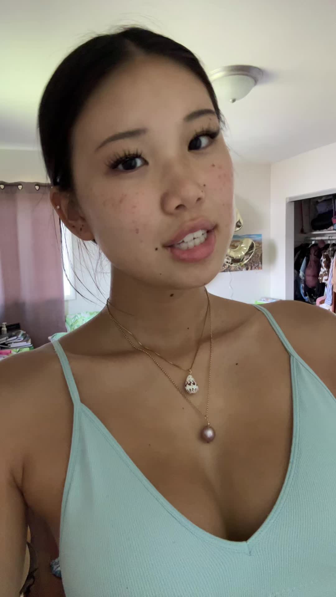 @zoeekomo