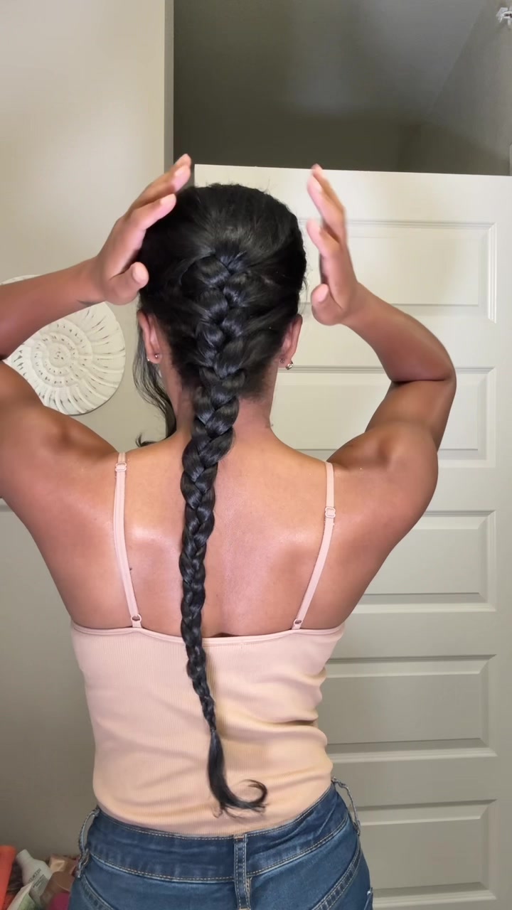 @realashleyrogers