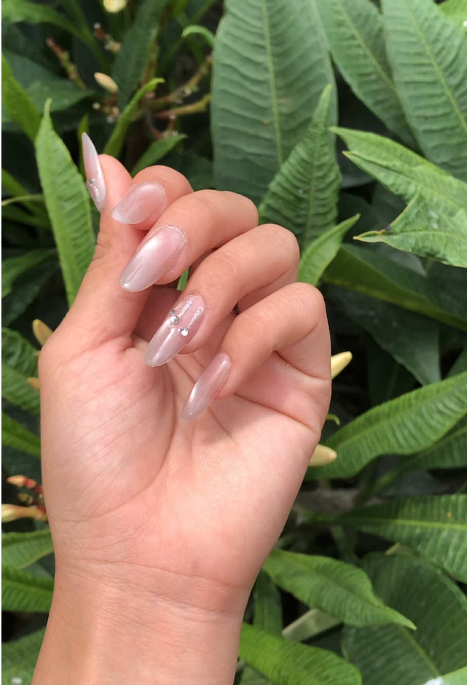 @JMhandmadepressonnails
