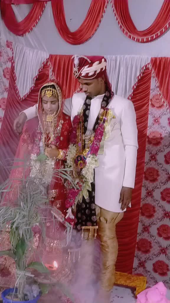 @Aaliya Siddiqui786